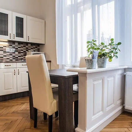 Apartament In