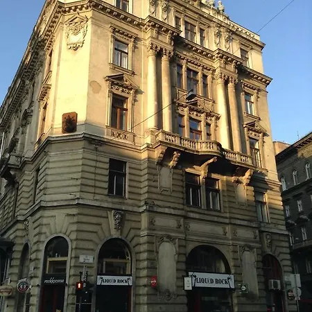 In Apartament *